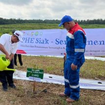 PHE Siak Gelar Pelatihan Budidaya Semangka dan Palawija serta Tanam 1500 Pohon di Desa Senama Nenek