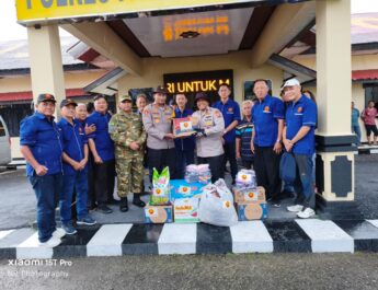 Perkumpulan Kin Men Riau Serahkan Bantuan Bencana Sumbar