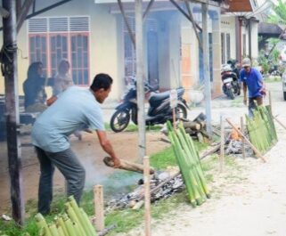 Tradisi Raya Enam Lestarikan Kuliner Khas Kampar “Lomang”