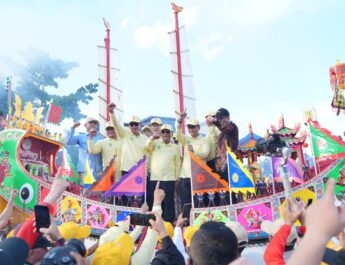Bupati Rokan Hilir Bistamam Hadiri Event Nasional Bakar Tongkang 2026