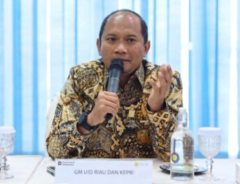 PLN Bersama Pemda Riau Perkuat Sinergi Percepat Program Listrik Desa